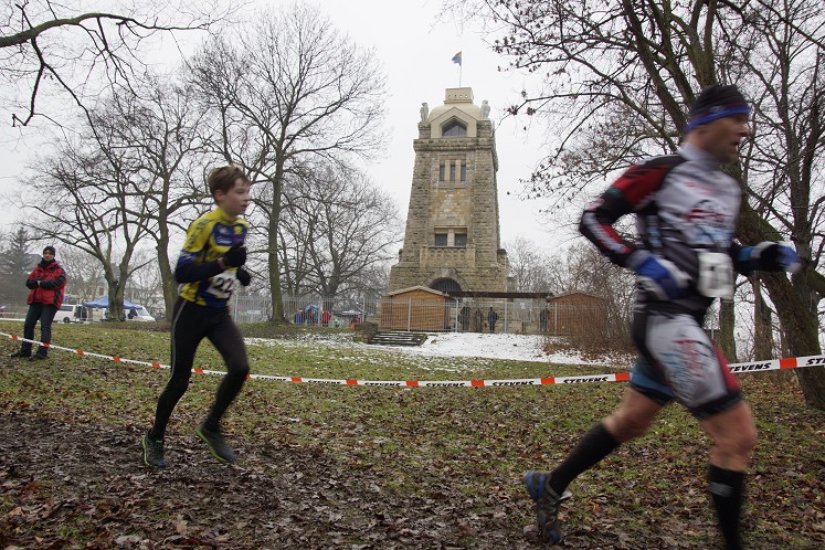 Ein ECHTER Crosslauf war "Rund um den Bismarckturm" !