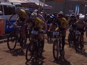 Start der U17- drei Mal White Rock in Front