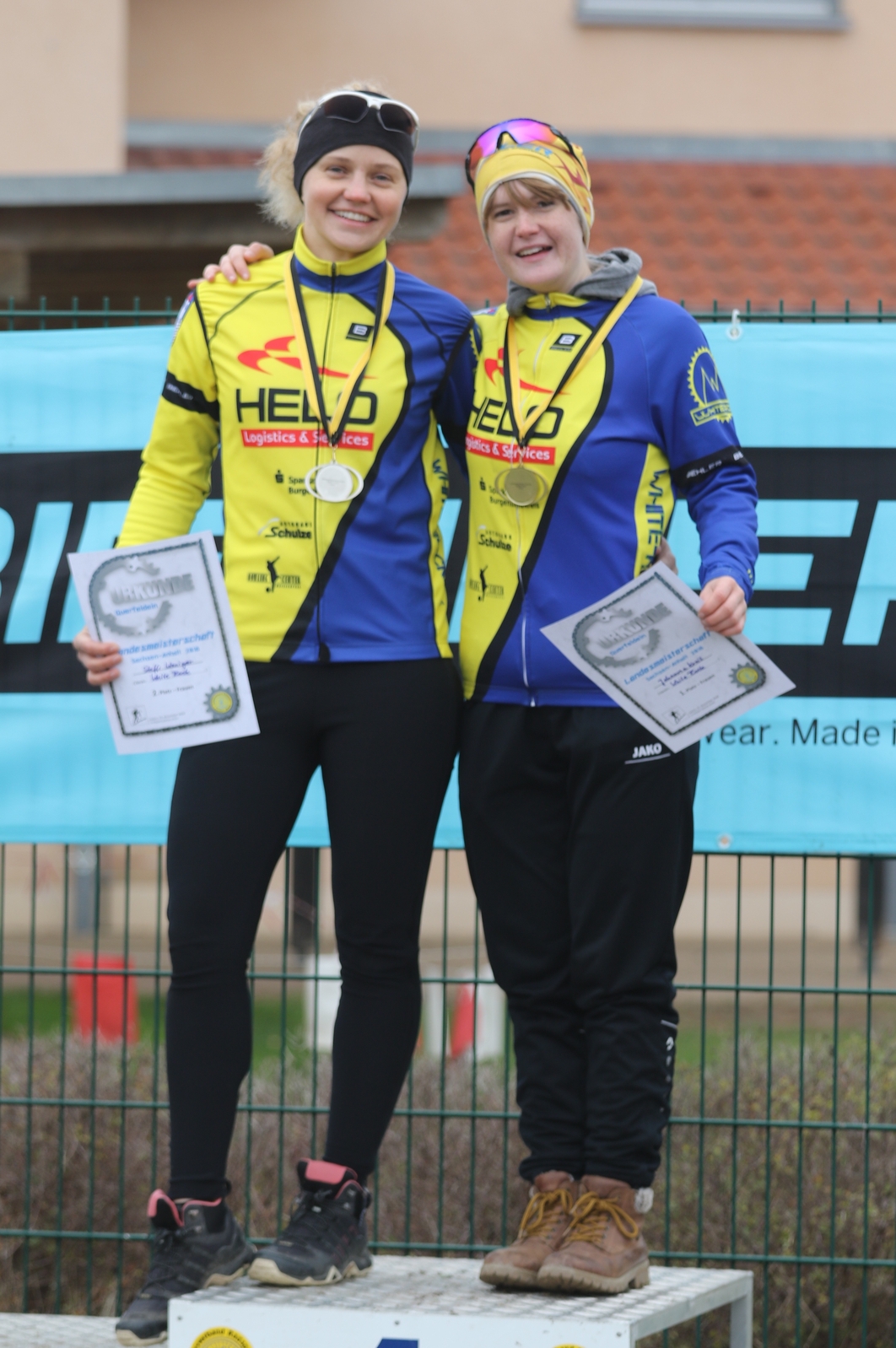 Doppelsieg in der LVM bei den Damen: Steffi (2) und Johanna (1)
